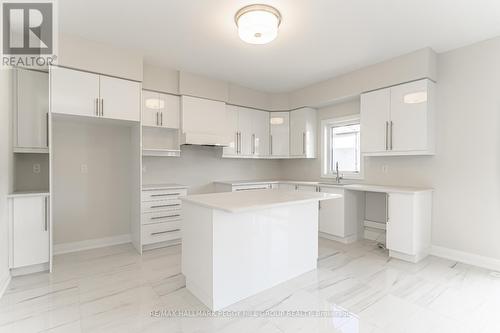 3178 Searidge Street, Severn, ON - Indoor Photo Showing Kitchen