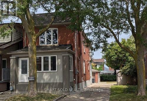 295 Oakwood Avenue, Toronto, ON - Outdoor