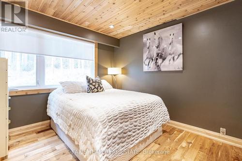 1358 Concession Road 4, Adjala-Tosorontio, ON - Indoor Photo Showing Bedroom