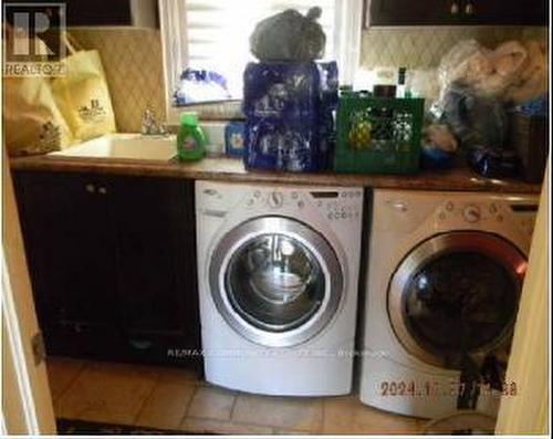 65 Ridge Road, Uxbridge, ON - Indoor Photo Showing Laundry Room