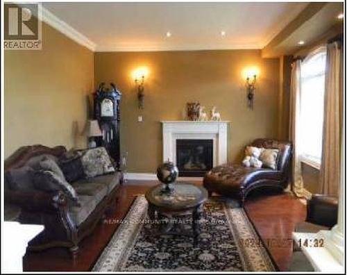 65 Ridge Road, Uxbridge, ON - Indoor Photo Showing Living Room With Fireplace