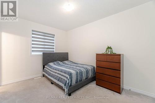 43 Rainbrook Close, Brampton, ON - Indoor Photo Showing Bedroom