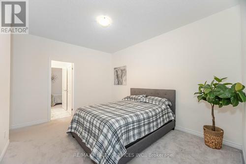 43 Rainbrook Close, Brampton, ON - Indoor Photo Showing Bedroom