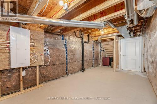 43 Rainbrook Close, Brampton, ON - Indoor Photo Showing Basement