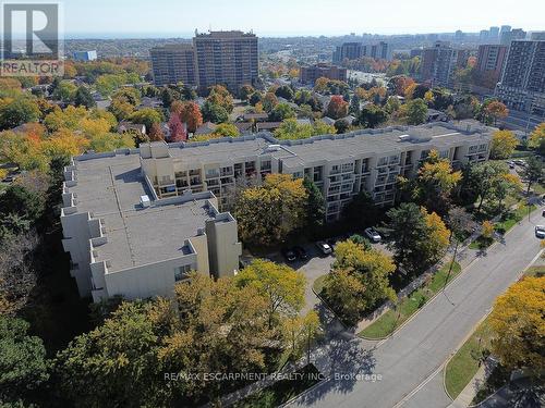 119 - 1300 Marlborough Court, Oakville, ON - Outdoor With View