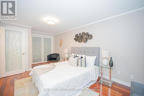 6 Gafney Drive, Mississauga, ON - Indoor Photo Showing Bedroom