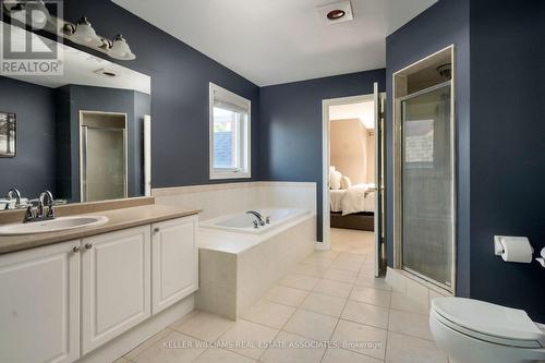 53 North Riverdale Drive, Caledon, ON - Indoor Photo Showing Bathroom