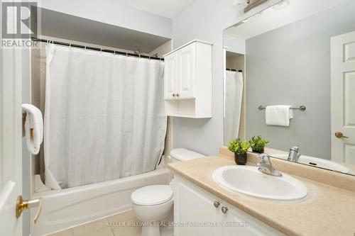 53 North Riverdale Drive, Caledon, ON - Indoor Photo Showing Bathroom