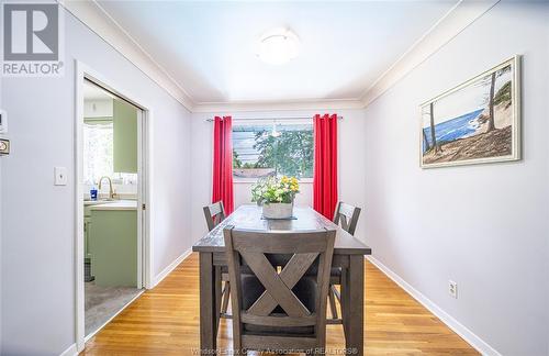 3240 St. Patrick'S Dr, Windsor, ON - Indoor Photo Showing Dining Room