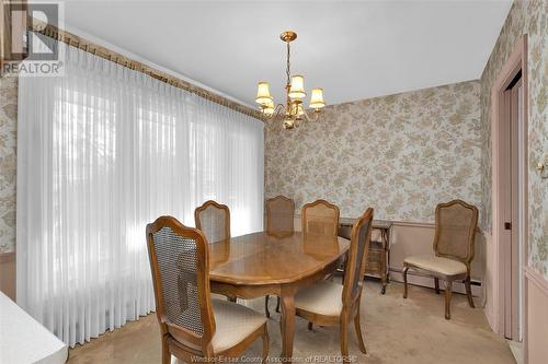 237 Burlington, Tecumseh, ON - Indoor Photo Showing Dining Room