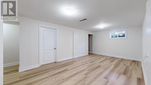 94 Glenview Avenue, Cambridge, ON - Indoor Photo Showing Other Room