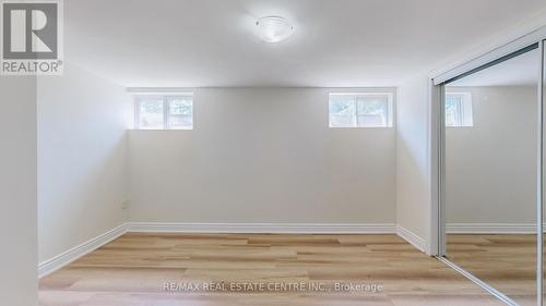 94 Glenview Avenue, Cambridge, ON - Indoor Photo Showing Other Room