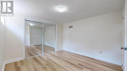 94 Glenview Avenue, Cambridge, ON - Indoor Photo Showing Other Room