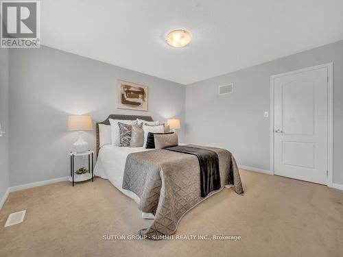 514 Mcferran Crescent N, Milton, ON - Indoor Photo Showing Bedroom