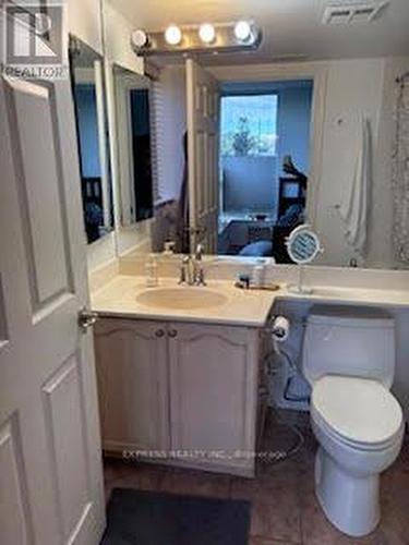 204 - 5229 Dundas Street W, Toronto, ON - Indoor Photo Showing Bathroom