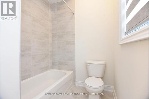 102 Rugman Crescent, Springwater, ON - Indoor Photo Showing Bathroom