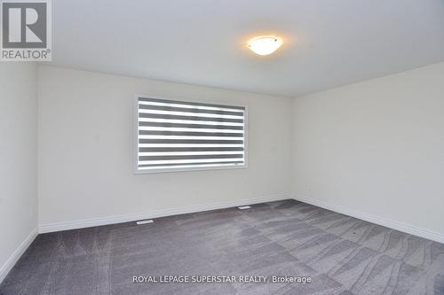 102 Rugman Crescent, Springwater, ON - Indoor Photo Showing Other Room