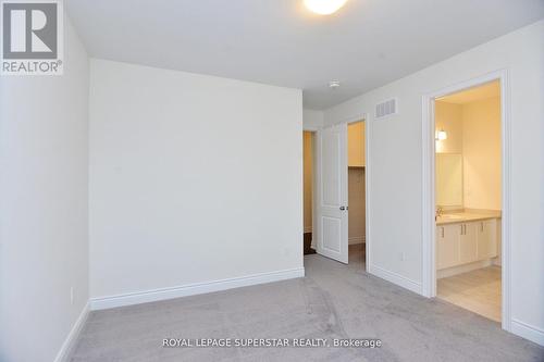 102 Rugman Crescent, Springwater, ON - Indoor Photo Showing Other Room