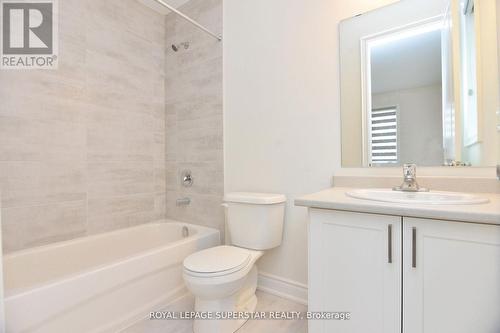 102 Rugman Crescent, Springwater, ON - Indoor Photo Showing Bathroom