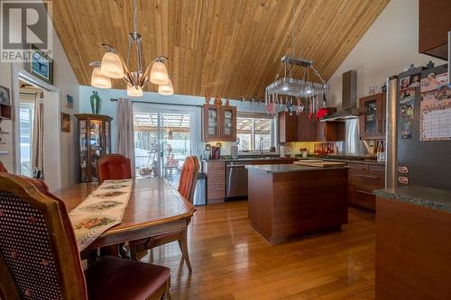 2104 Country Woods Road, South Shuswap, BC - Indoor