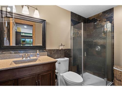 2943 Hopwood Road, North Shuswap, BC - Indoor Photo Showing Bathroom