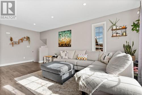 1312 Victoria Road, Prince Edward County (Ameliasburgh), ON - Indoor Photo Showing Living Room