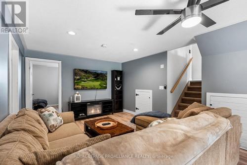 1312 Victoria Road, Prince Edward County (Ameliasburgh), ON - Indoor Photo Showing Living Room