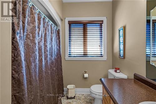 624 Daisy Street, South Stormont (716 - South Stormont (Cornwall) Twp), ON - Indoor Photo Showing Bathroom