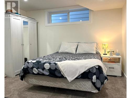 600 17Th Avenue N, Cranbrook, BC - Indoor Photo Showing Bedroom