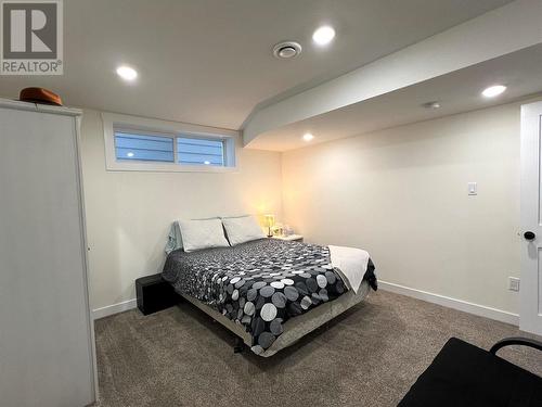 600 17Th Avenue N, Cranbrook, BC - Indoor Photo Showing Bedroom