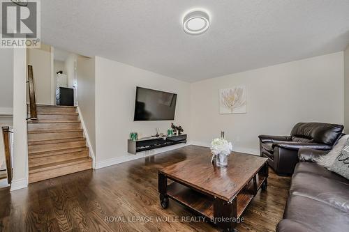 M62 - 175 David Bergey Dr Drive, Kitchener, ON - Indoor Photo Showing Living Room