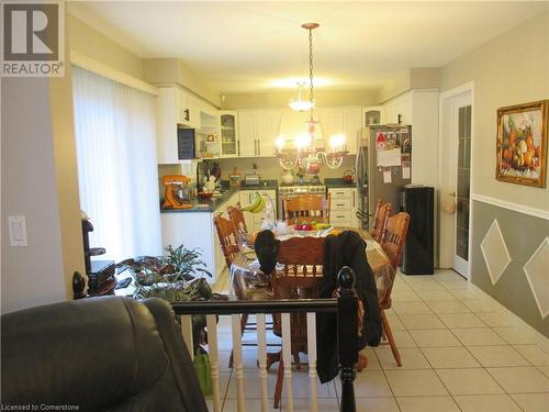 22 Resolute Drive, Hamilton, ON - Indoor Photo Showing Dining Room