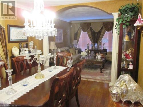 22 Resolute Drive, Hamilton, ON - Indoor Photo Showing Dining Room