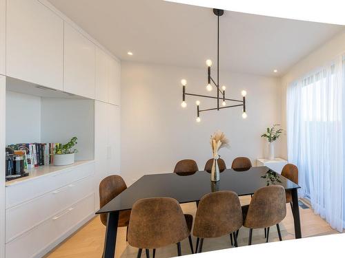 Kitchen - 722Z Rue Isola-Comtois, Sainte-Julie, QC - Indoor Photo Showing Dining Room