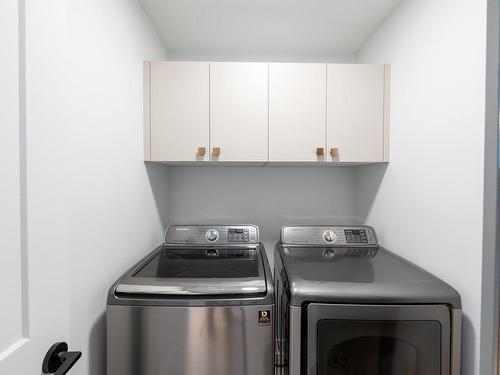 Laundry room - 722Z Rue Isola-Comtois, Sainte-Julie, QC - Indoor Photo Showing Laundry Room