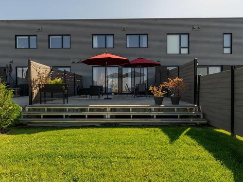 Back facade - 722Z Rue Isola-Comtois, Sainte-Julie, QC - Outdoor With Deck Patio Veranda