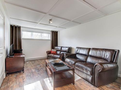 Salle familiale - 294 Rue Des Cyclistes, Bromont, QC - Indoor Photo Showing Living Room