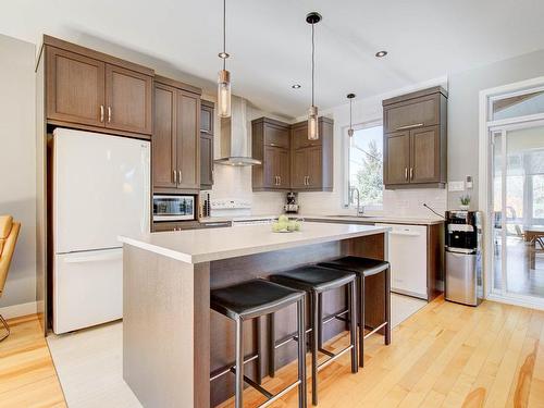 Coin-repas - 294 Rue Des Cyclistes, Bromont, QC - Indoor Photo Showing Kitchen With Upgraded Kitchen