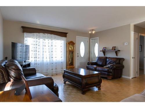 Salon - 465 138E Rue, Shawinigan, QC - Indoor Photo Showing Living Room