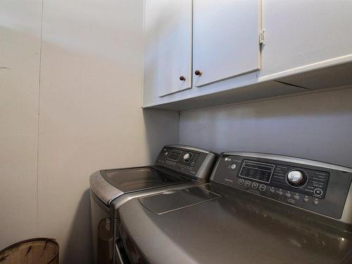 Bathroom - 434 Rue St-Laurent, Saint-Siméon, QC - Indoor Photo Showing Laundry Room