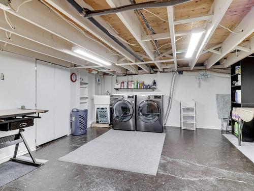 Laundry room - 282 Rue De Naples, Saint-Eustache, QC - Indoor Photo Showing Laundry Room