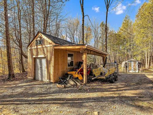 Shed - 25 Ch. Des Trilles Blancs, L'Ange-Gardien, QC - Outdoor