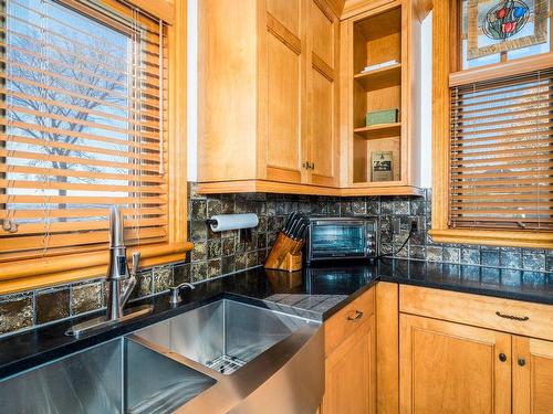 Kitchen - 833 Rue Vauquelin, Neuville, QC - Indoor Photo Showing Kitchen With Double Sink