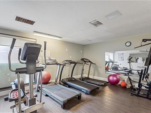 502-1630 Quadra St, Victoria, BC - Indoor Photo Showing Gym Room