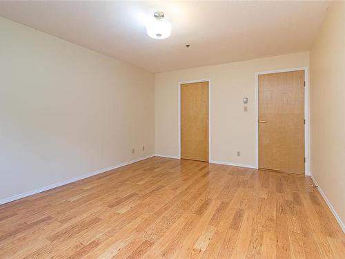 105-3009 Brittany Dr, Langford, BC - Indoor Photo Showing Other Room