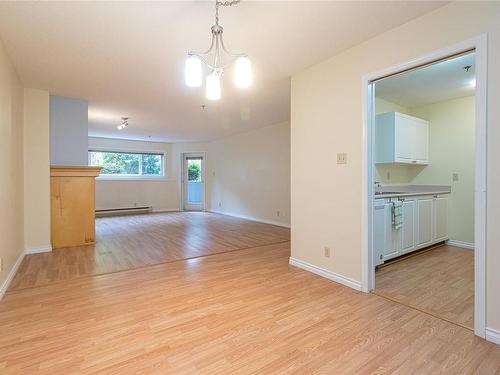 105-3009 Brittany Dr, Langford, BC - Indoor Photo Showing Other Room