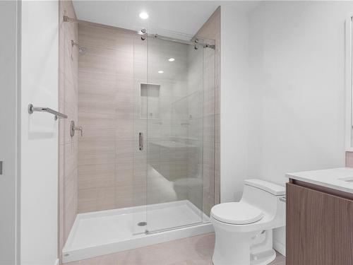 502-2000 Hannington Rd, Langford, BC - Indoor Photo Showing Bathroom