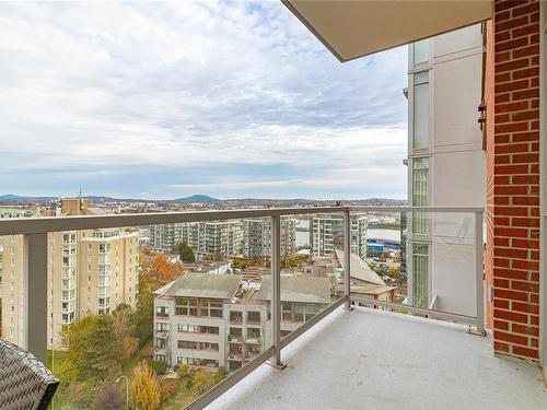 1304-83 Saghalie Rd, Victoria, BC - Outdoor With View