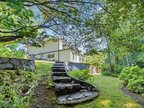 8574 Kingcome Cres, North Saanich, BC 