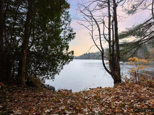 Bord de l'eau - 1589 Ch. Kelly, Saint-Sauveur, QC - Outdoor With Body Of Water With View